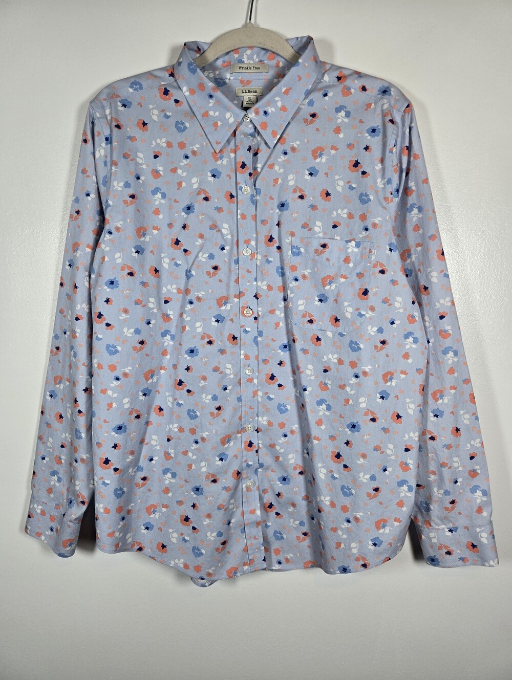 L.L. Bean Wrinkle Free Cotton Floral Long Sleeve Button Down Top Size XL